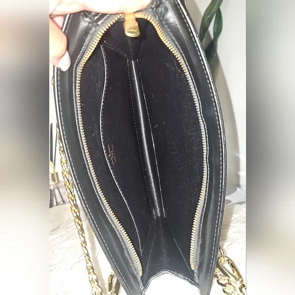 Authentic Louis Vuitton Epi - Picture 7 of 17